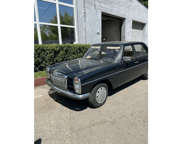 Решетка радиатора Mercedes-Benz W115